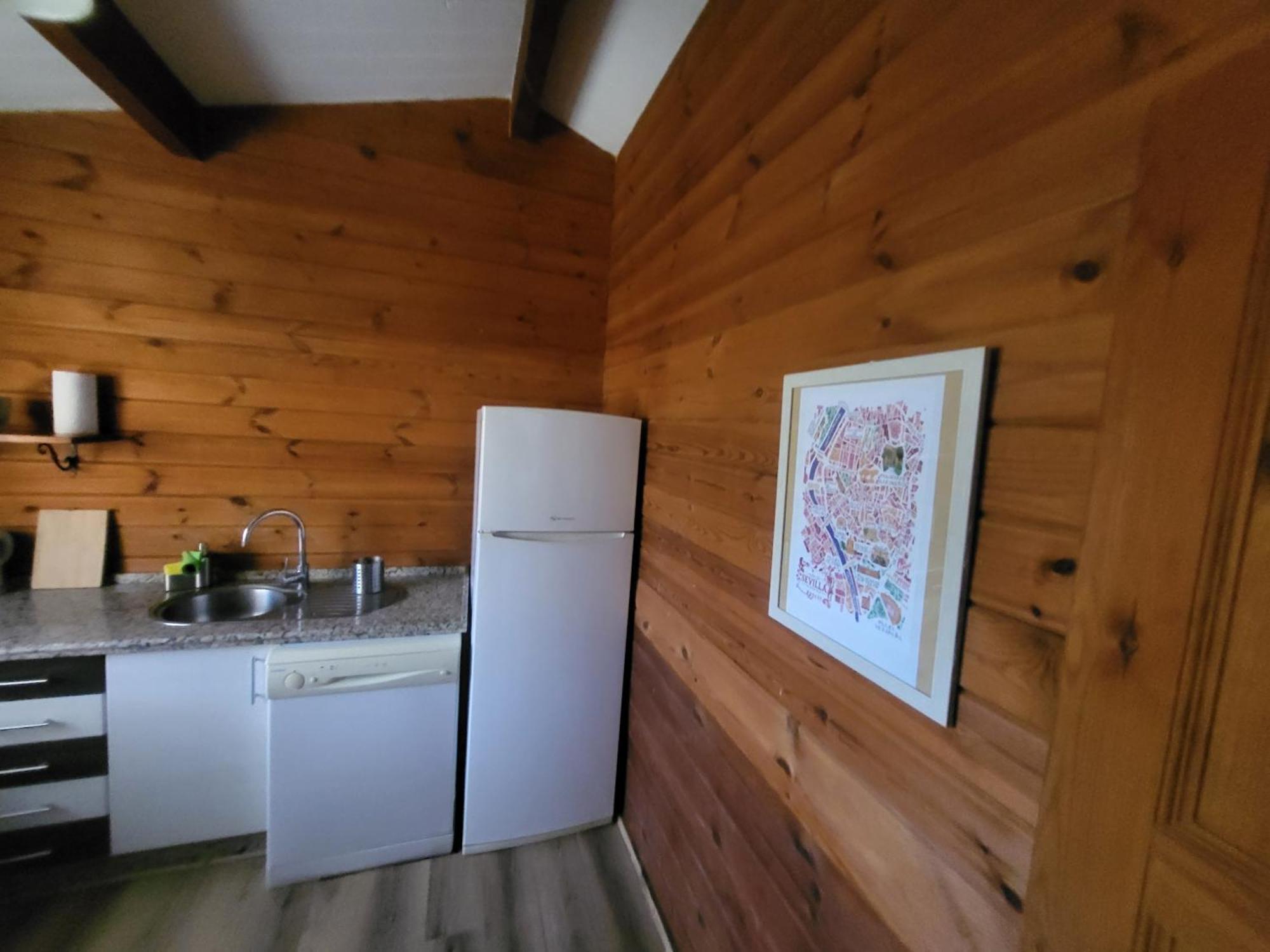 Casa Madera Urbanizacion Socorro Villa Севиля Екстериор снимка