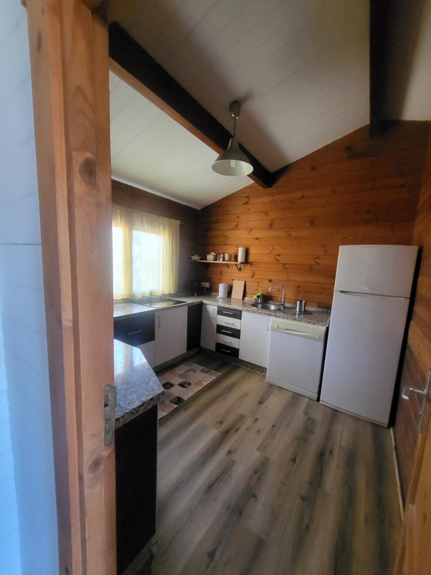 Casa Madera Urbanizacion Socorro Villa Севиля Екстериор снимка