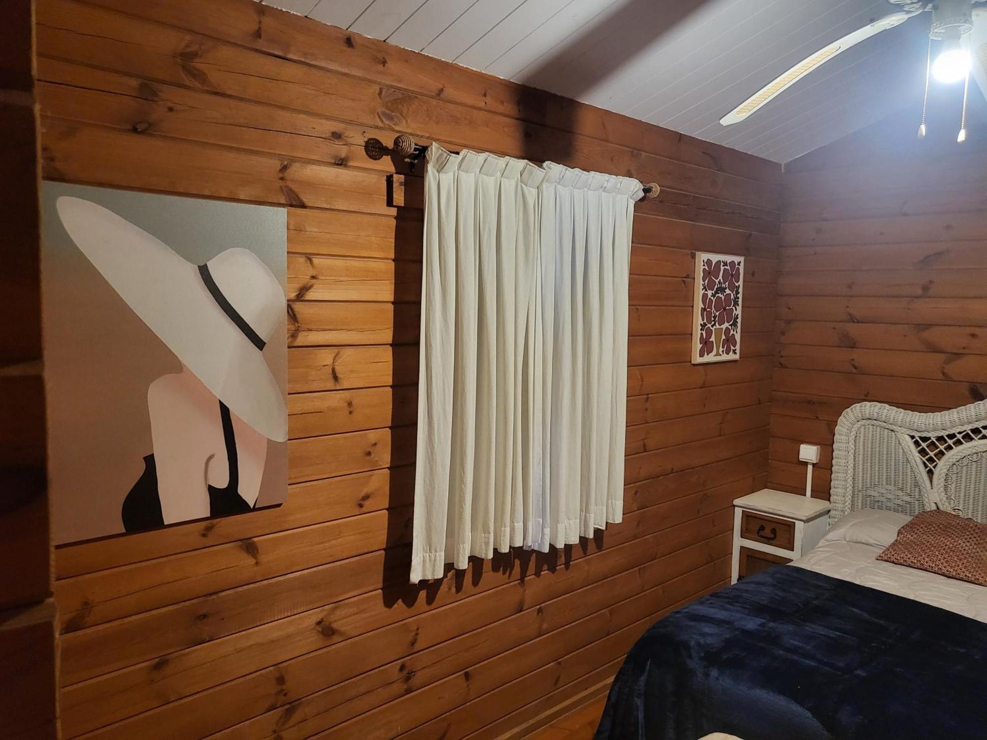 Casa Madera Urbanizacion Socorro Villa Севиля Екстериор снимка